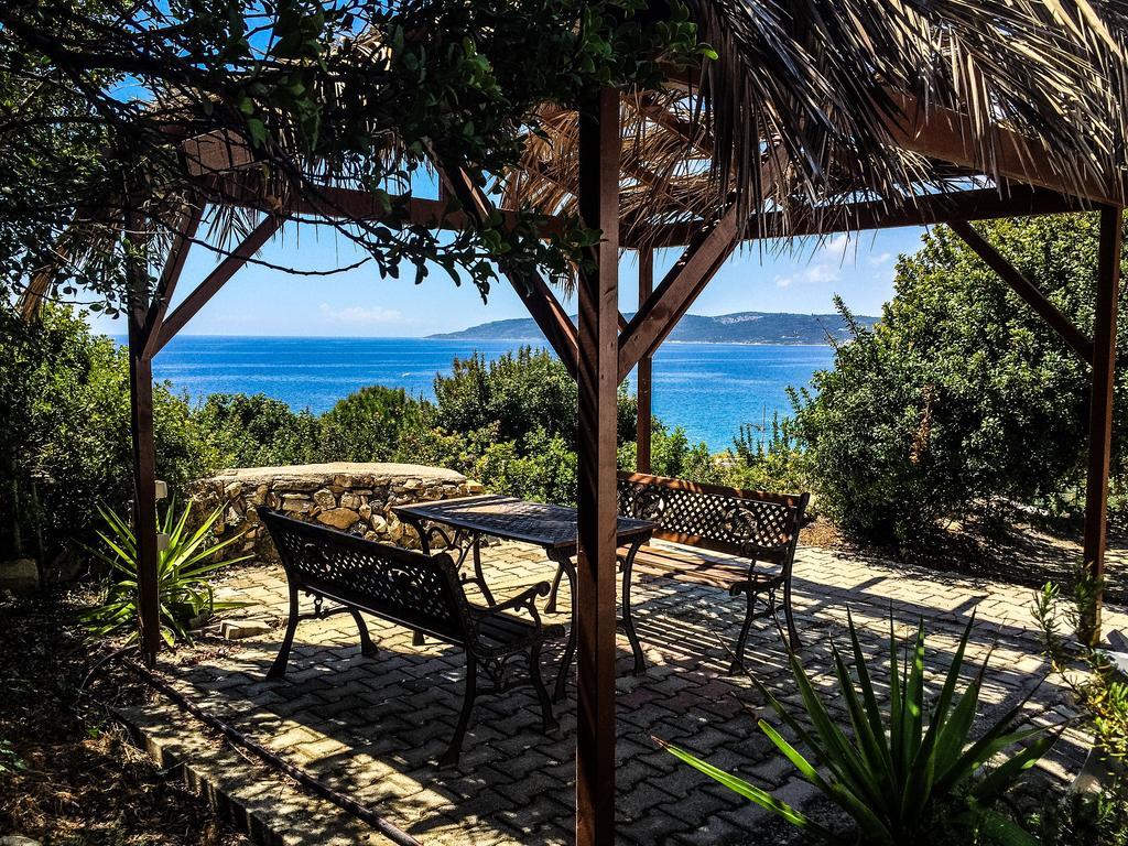 Vasilikos Apartments Paralia Agias Foteinis Екстериор снимка