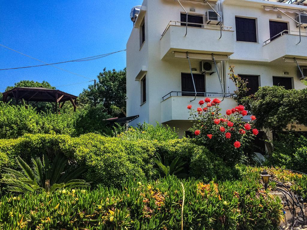 Vasilikos Apartments Paralia Agias Foteinis Екстериор снимка